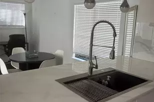 10123 Waterstone Dr, Houston, TX 77042 - Photo 23