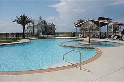 3827 Curlew Drive, Galveston, TX 77554 - Photo 9
