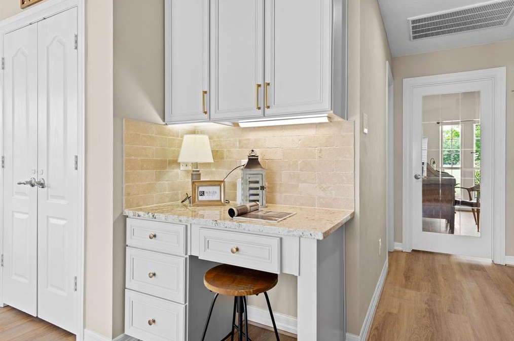 4002 Wentworth Dr, Fulshear TX 77441-4369 exterior