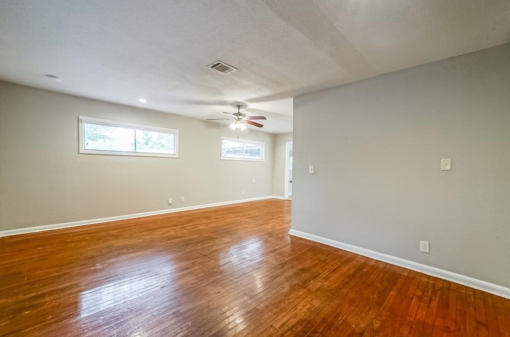 6203 Westover St, Houston TX  77087-6545 exterior