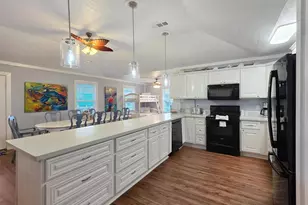 2583 Breaker Dr, Crystal Beach, TX 77650 - Photo 23