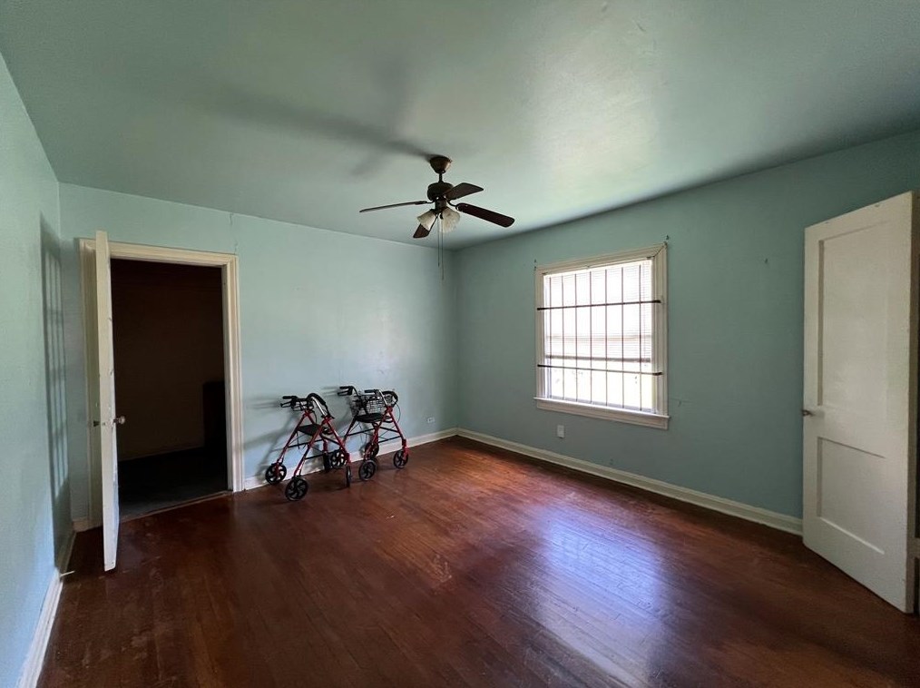 7402 Japonica St, Houston TX  77012-3146 exterior