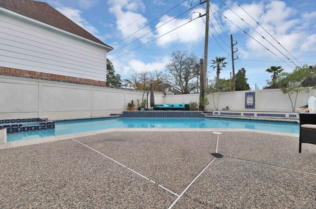 7607 Naremore Dr, Spring TX 77379-4663 exterior