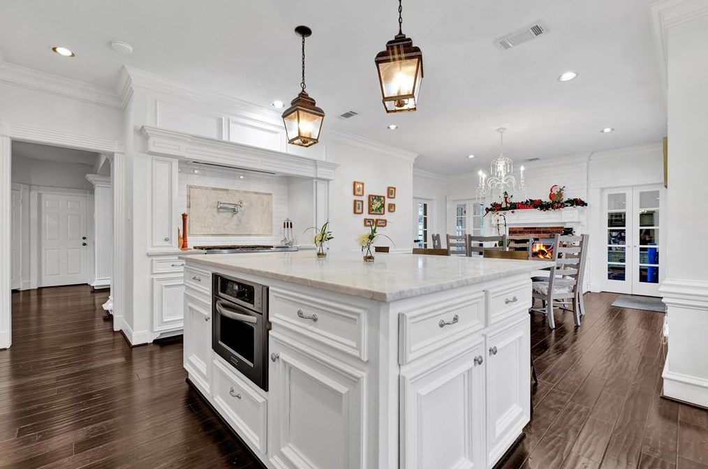 7607 Naremore Dr, Spring TX 77379-4663 exterior