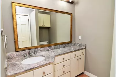 1961 Dryden Road Road, Houston, TX 77030 - Photo 17