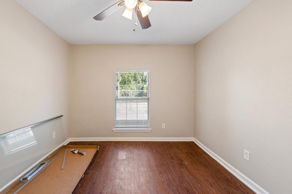 3902 Zephyr, Houston TX  77021-2518 exterior