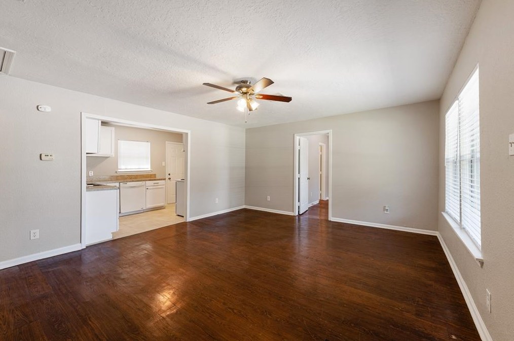 3902 Zephyr, Houston TX  77021-2518 exterior