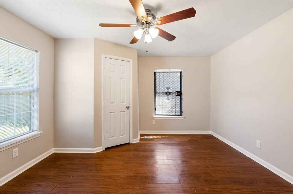 3902 Zephyr, Houston TX  77021-2518 exterior