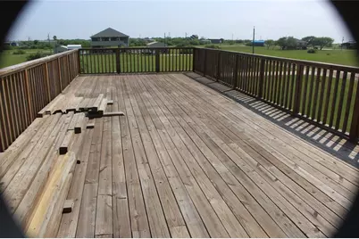 143 Seahorse Drive, Palacios, TX 77465 - Photo 7