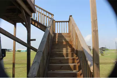 143 Seahorse Drive, Palacios, TX 77465 - Photo 3