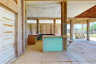 1121 Blue Water Dr, Crystal Beach, TX 77650 - Photo 21