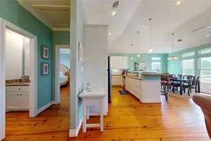 1121 Blue Water Dr, Crystal Beach, TX 77650 - Photo 11