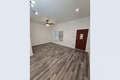 1619 Avenue M, Galveston, TX 77550 - Photo 7