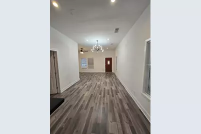 1619 Avenue M, Galveston, TX 77550 - Photo 9
