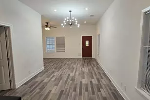 1619 Avenue M, Galveston, TX 77550 - Photo 9