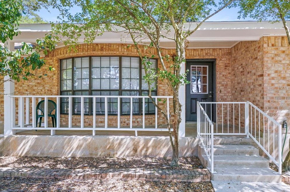 626 Susie Dr, New Braunfels TX 78133-5287 exterior