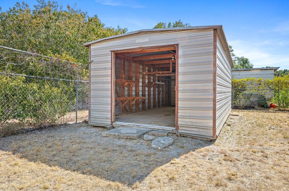 626 Susie Dr, New Braunfels TX 78133-5287 exterior