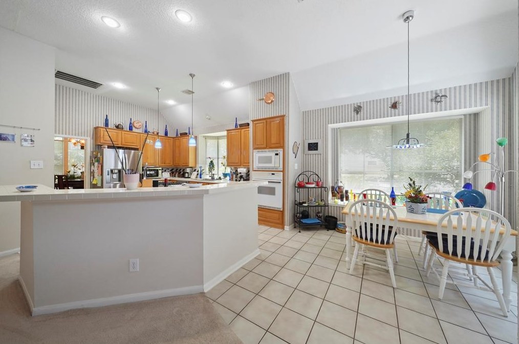 5803 Deer Shadow Ct, Houston TX 77041-4233 exterior