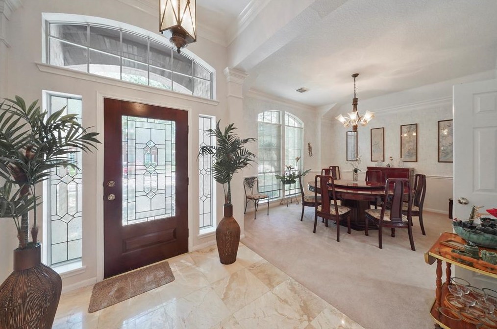 5803 Deer Shadow Ct, Houston TX 77041-4233 exterior