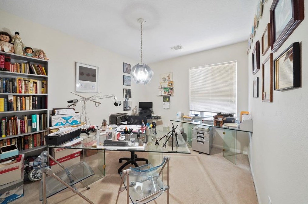 5803 Deer Shadow Ct, Houston TX 77041-4233 exterior