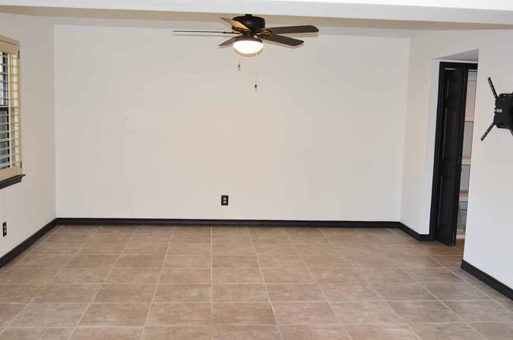 7716 Champion Pines Dr, Spring TX  77379-6220 exterior