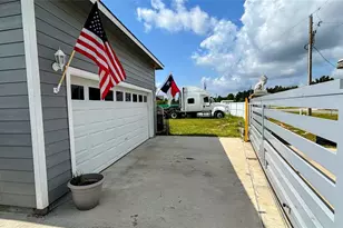 240 Rd 5109, Cleveland, TX 77327 - Photo 7