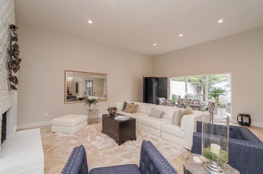 5521 Shadow Crest St, Houston TX  77096-3007 exterior