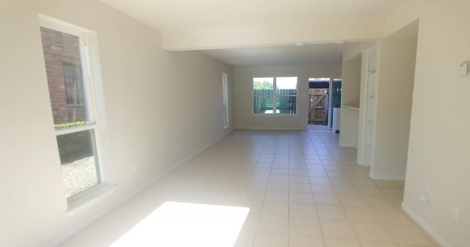 7866 Bellfort St, Houston TX  77061-1956 exterior
