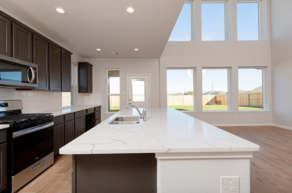 11 Carmel Dr, Manvel TX 77578-3388 exterior