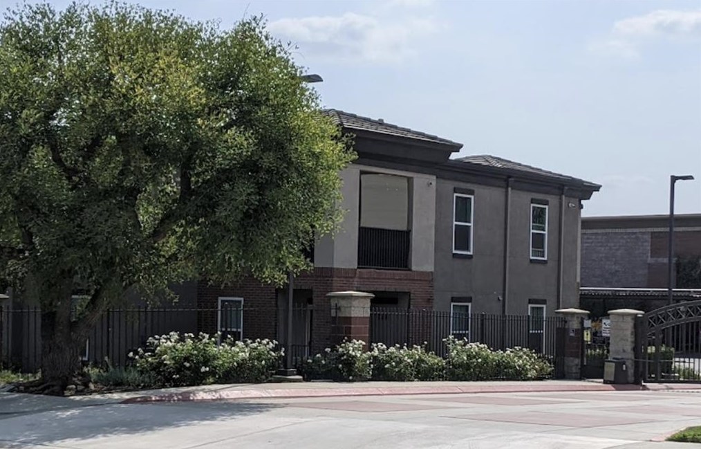 955 N Palmetto Ave, Ontario, CA 91762