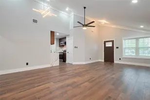 12103 W Marsham Cir, Houston, TX 77066 - Photo 17