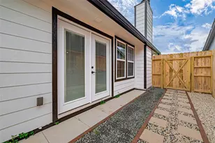 12103 W Marsham Cir, Houston, TX 77066 - Photo 7