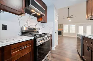 12103 W Marsham Cir, Houston, TX 77066 - Photo 23