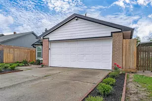 12103 W Marsham Cir, Houston, TX 77066 - Photo 3