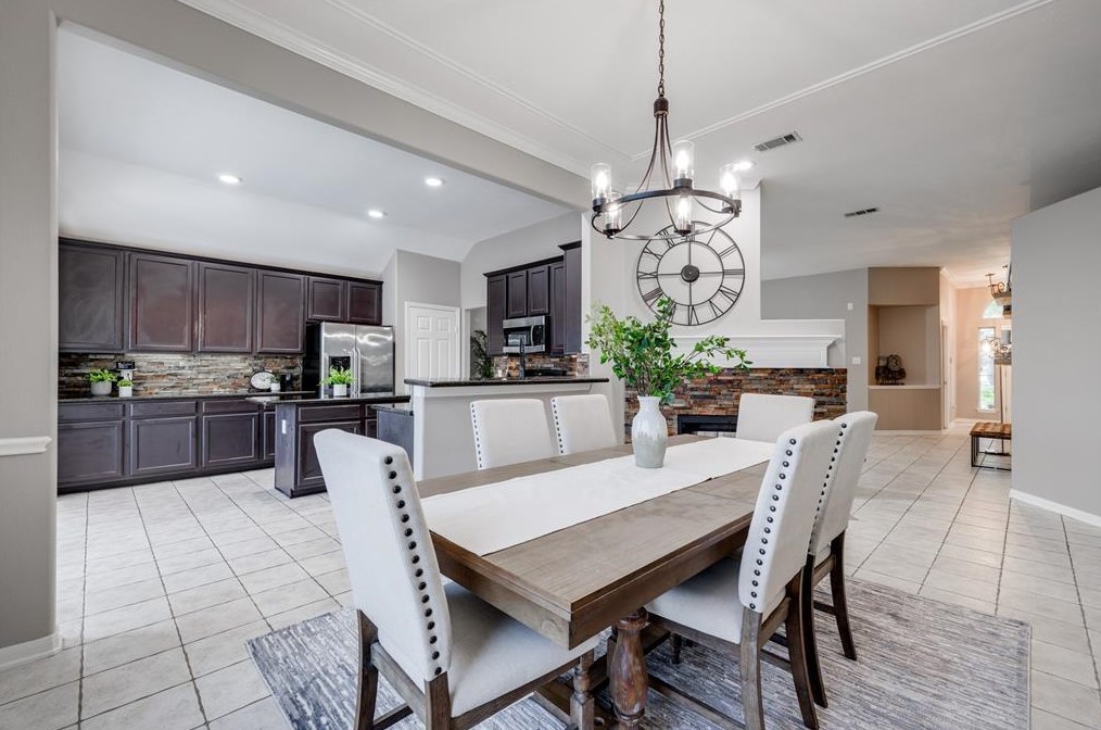 12135 Cyn Ml Dr, Houston TX  exterior