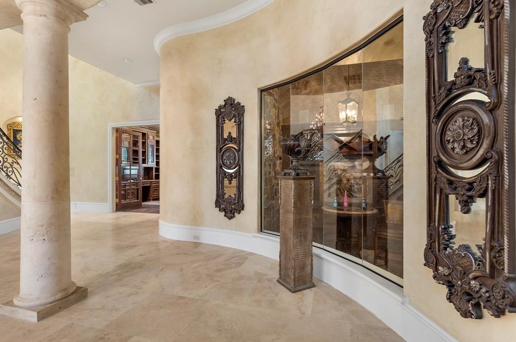 16714 Southern Oaks Dr, Houston TX  77068-2611 exterior