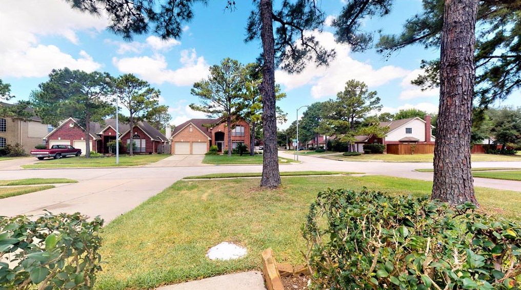 17115 Hamilwood Dr, Houston TX  77095-4313 exterior