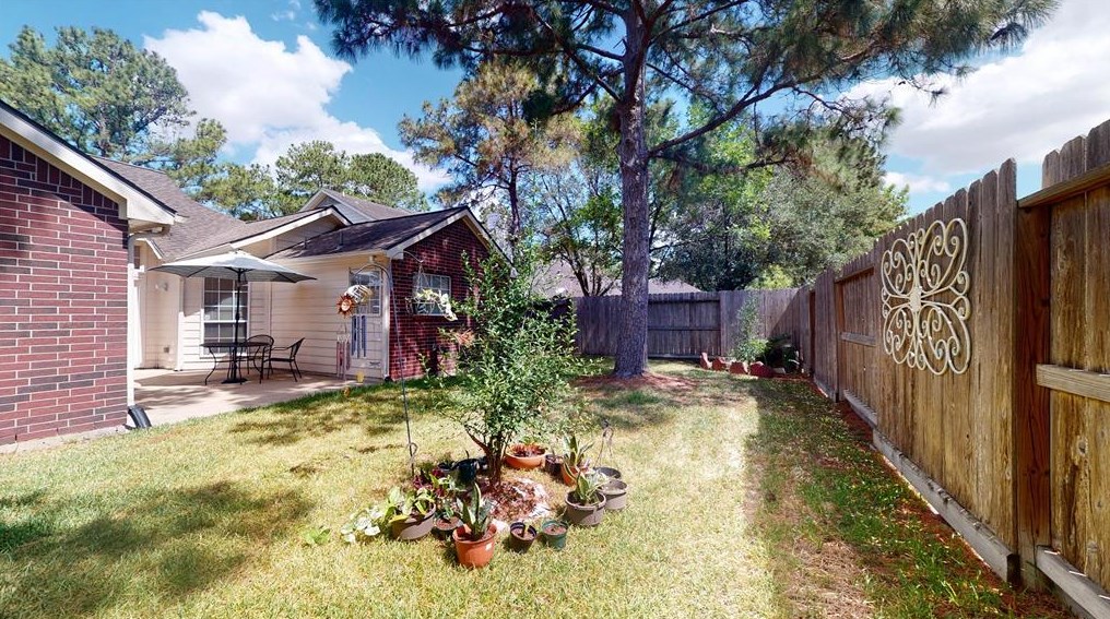 17115 Hamilwood Dr, Houston TX  77095-1116 exterior