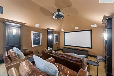 7 Ivy Castle Court, The Woodlands, TX 77382 - Photo 43