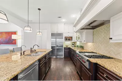 7 Ivy Castle Court, The Woodlands, TX 77382 - Photo 19