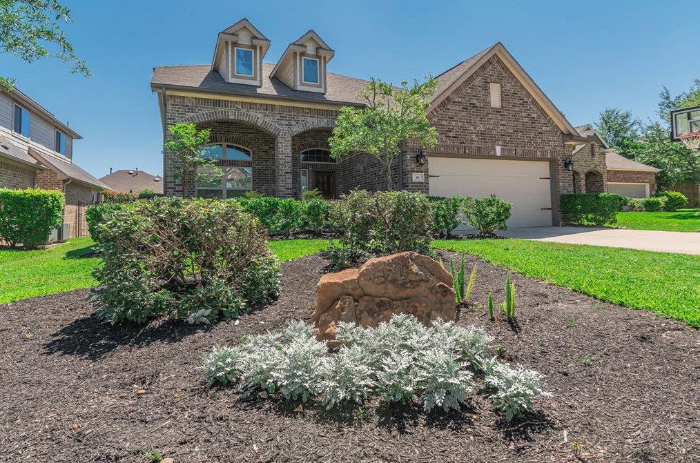 18 Whistling Swan Pl, Spring TX  77389-2048 exterior