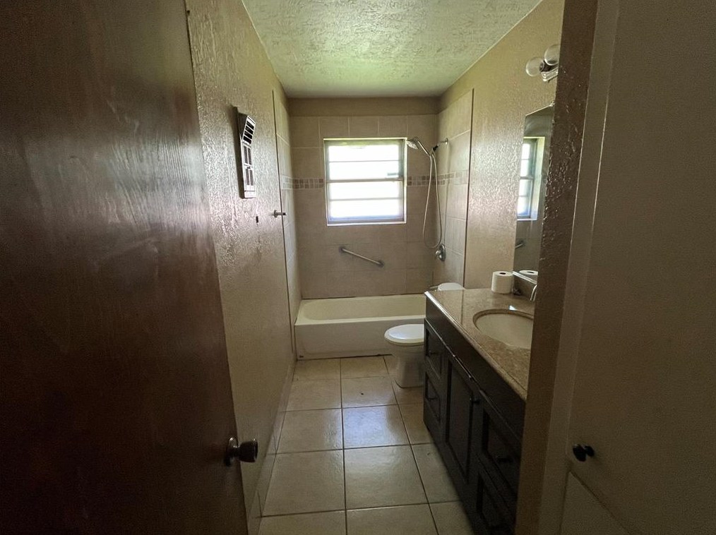 14026 Wadebridge Way, Houston TX  77015-2457 exterior