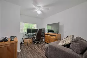 523 Co Rd 2073, Hull, TX 77564 - Photo 9