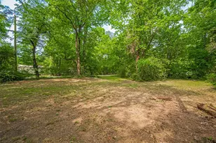 523 Co Rd 2073, Hull, TX 77564 - Photo 17