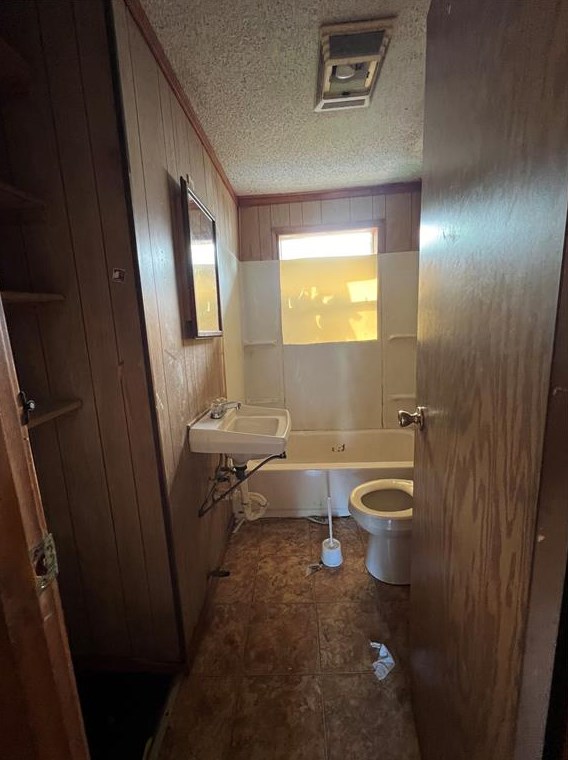 1219 Walnut Ave, Richmond TX  77471-2302 exterior