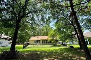 86 Huntington, Trinity, TX 75862 - Photo 39