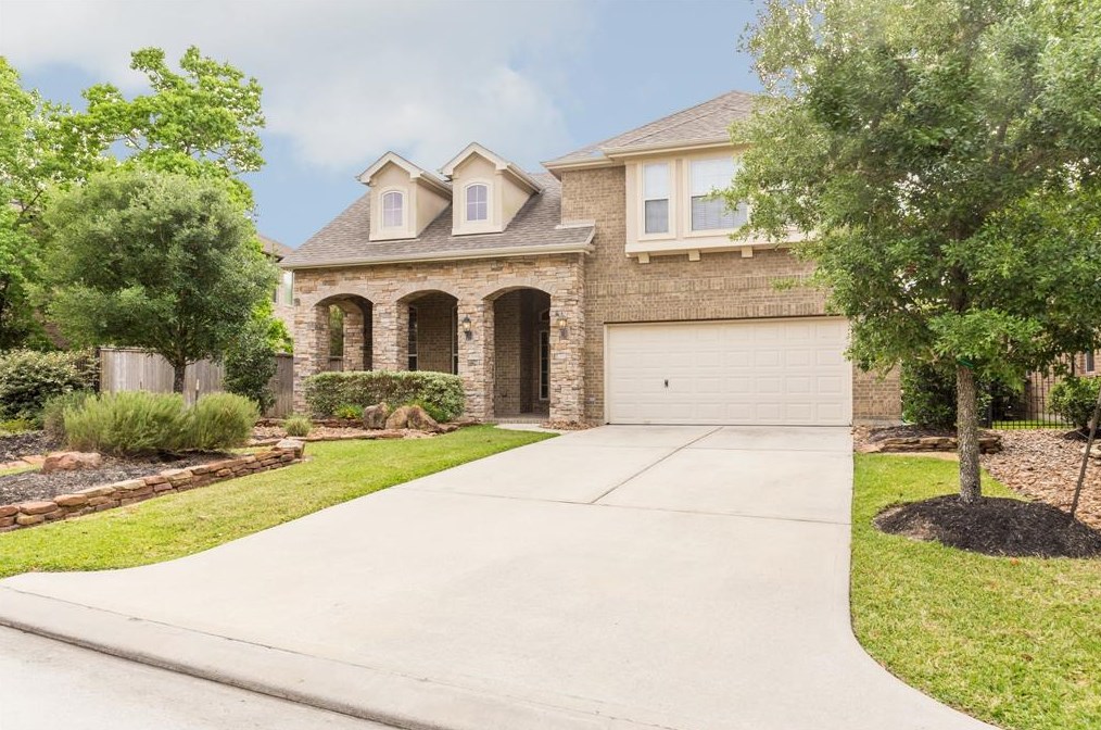 214 Pinto Point Dr, Spring TX  77389-4391 exterior
