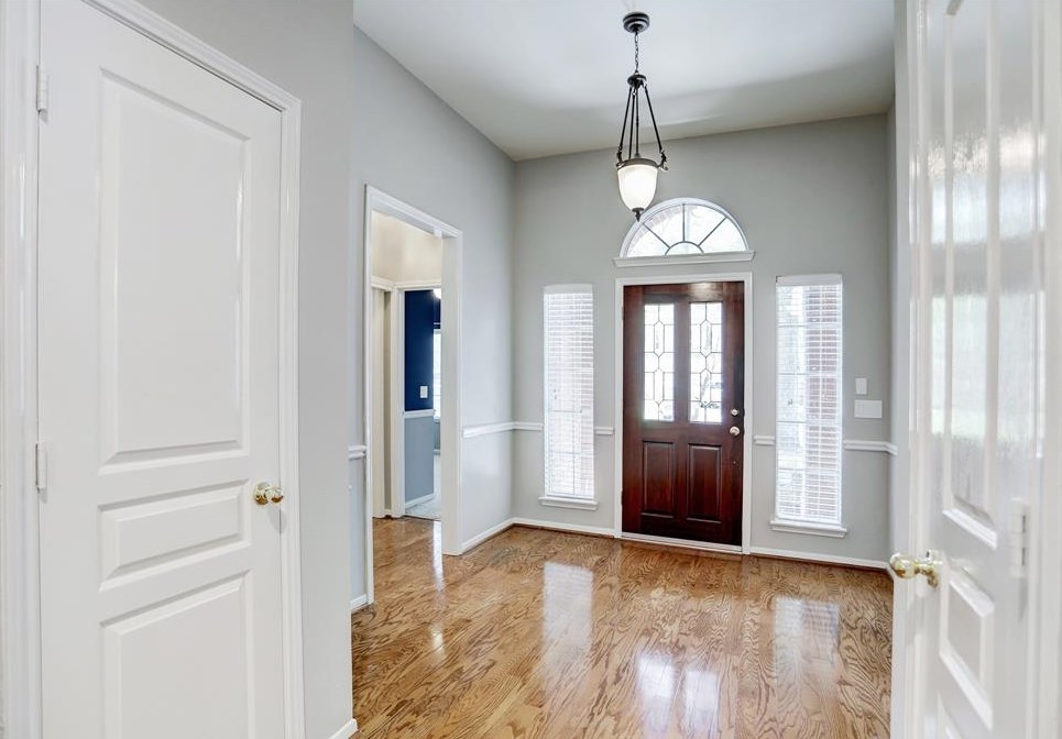 23 Rosewater Pl, Spring TX  77381-4542 exterior