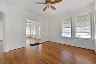 4828 Ave Q 1/2, Galveston, TX 77551 - Photo 27