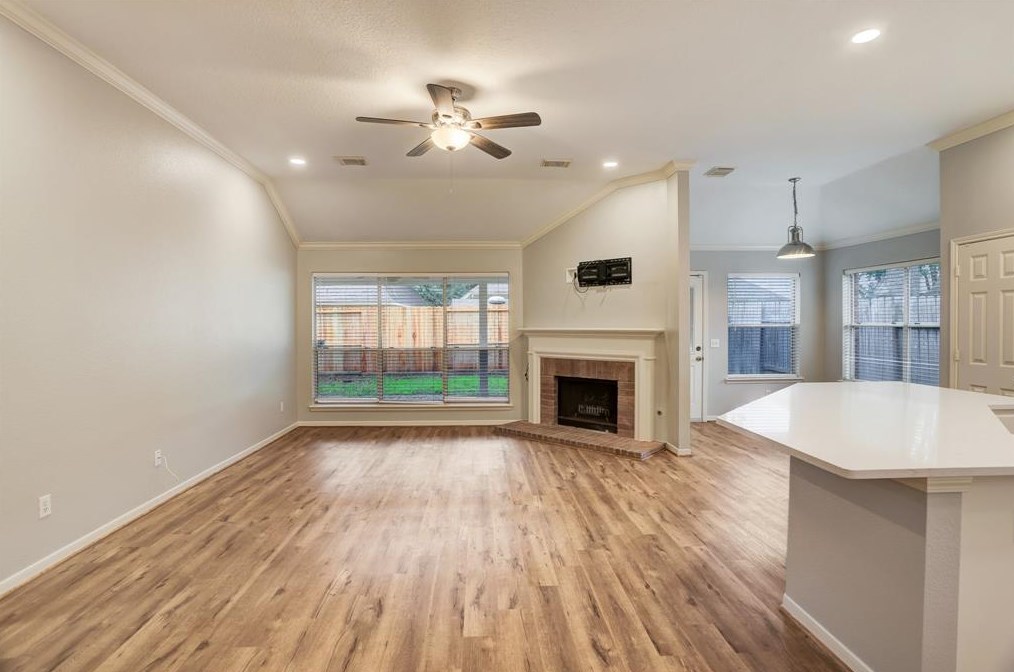 9311 Cabin Creek Dr, Houston TX  77064-3810 exterior